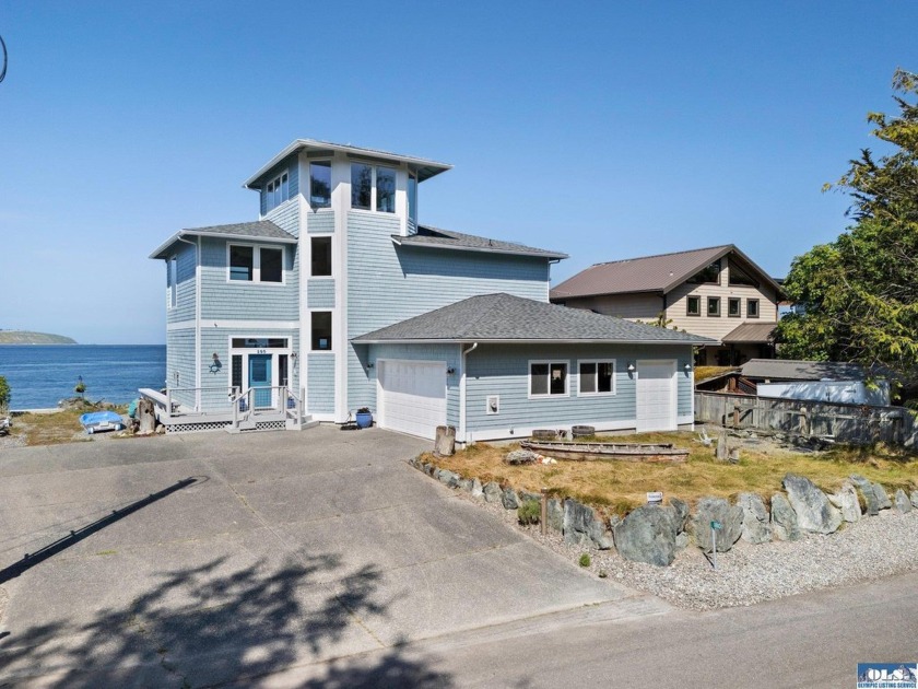 180 N Diamond Shore Ln - Beach Home for sale in Sequim, Washington on Beachhouse.com