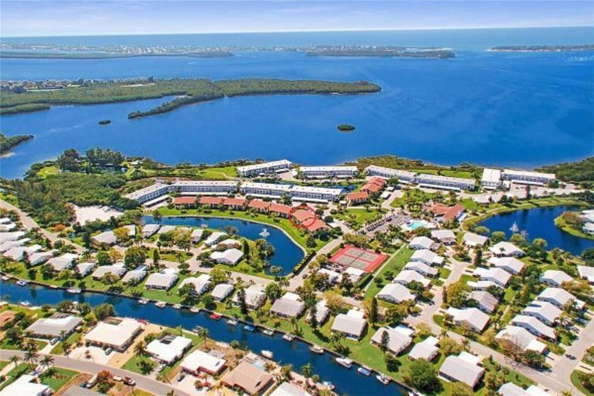 A RARE AND EXCITING OPPORTUNITY AWAITS in this vibrant bay and - Beach Condo for sale in Bradenton, Florida on Beachhouse.com
