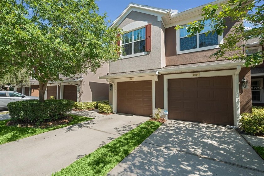 Pristine and truly move-in ready, this refined residence in - Beach Townhome/Townhouse for sale in Riverview, Florida on Beachhouse.com