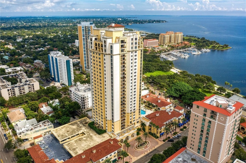 Luxurious world-class Penthouse in Downtown St Pete on Beach - Beach Condo for sale in St. Petersburg, Florida on Beachhouse.com