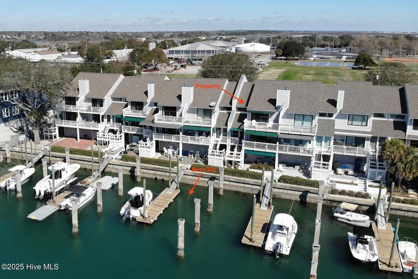 Spectacular waterfront Moorings unit at Wrightsville Beach - Beach Condo for sale in Wrightsville Beach, North Carolina on Beachhouse.com