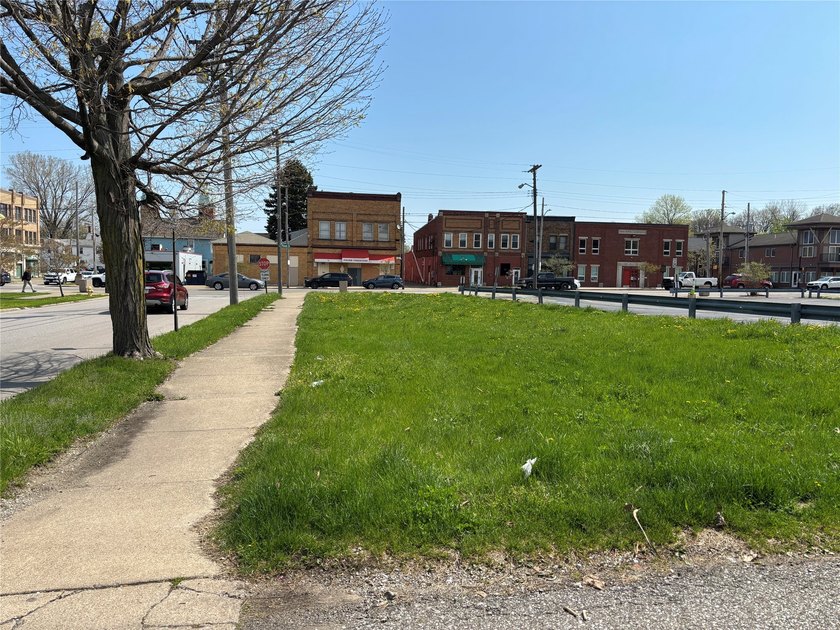Corner lot zoned commercial for small businesses, profession - Beach Commercial for sale in Erie, Pennsylvania on Beachhouse.com