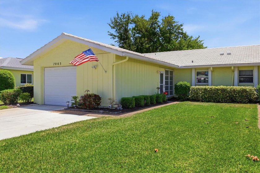 Welcome to your own slice of paradise...where it always feels - Beach Condo for sale in Bradenton, Florida on Beachhouse.com