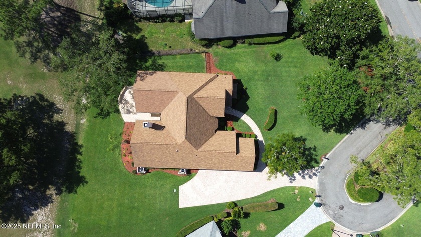 Well maintained home in Jacksonville Golf and Country Club. This - Beach Home for sale in Jacksonville, Florida on Beachhouse.com