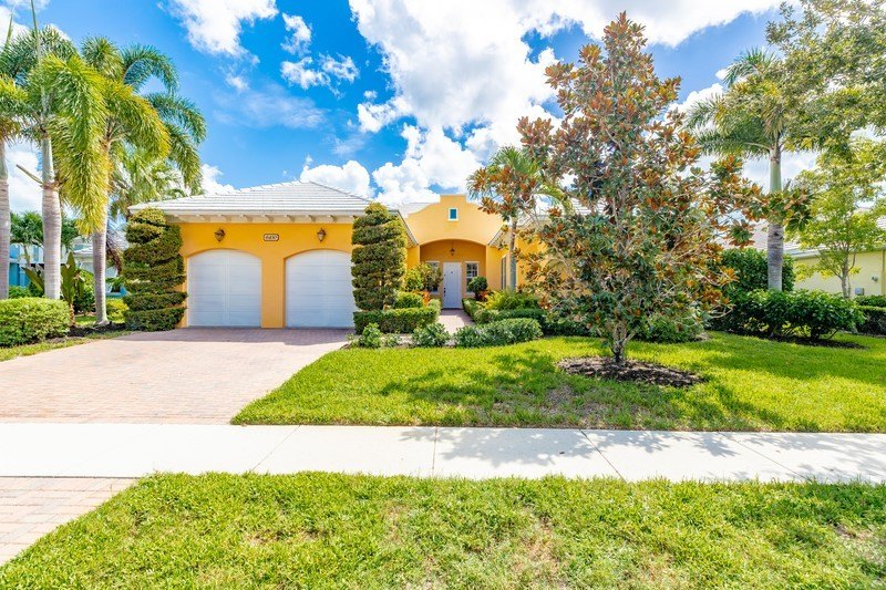 Experience lakefront luxury in the prestigious Antilles - Beach Home for sale in Vero Beach, Florida on Beachhouse.com