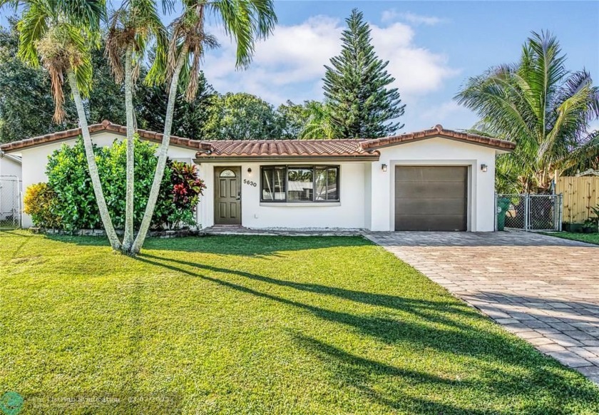TURN KEY HOME ready for you! Charming and fully remodeled 2 - Beach Home for sale in Davie, Florida on Beachhouse.com