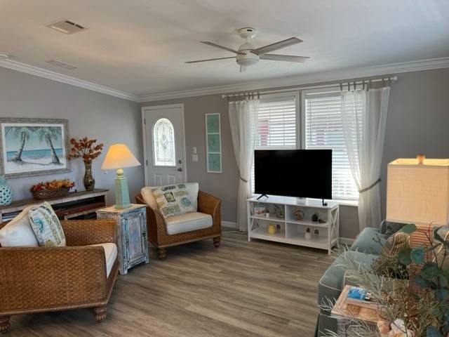 Built in 2022, this stunning lakefront home in sunny Naples - Beach Home for sale in Naples, Florida on Beachhouse.com