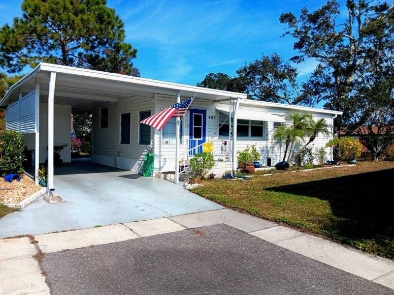 **Not affected by flood***Charming 2-Bed, 1.5-Bath Remodeled - Beach Home for sale in Dunedin, Florida on Beachhouse.com