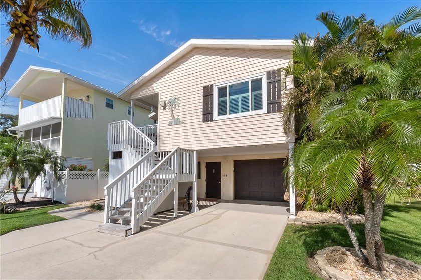 One or more photo(s) has been virtually staged. Welcome to your - Beach Home for sale in Holmes Beach, Florida on Beachhouse.com