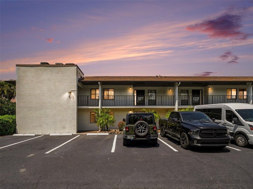 Welcome home to this beautifully updated ground-floor residence - Beach Condo for sale in Sarasota, Florida on Beachhouse.com