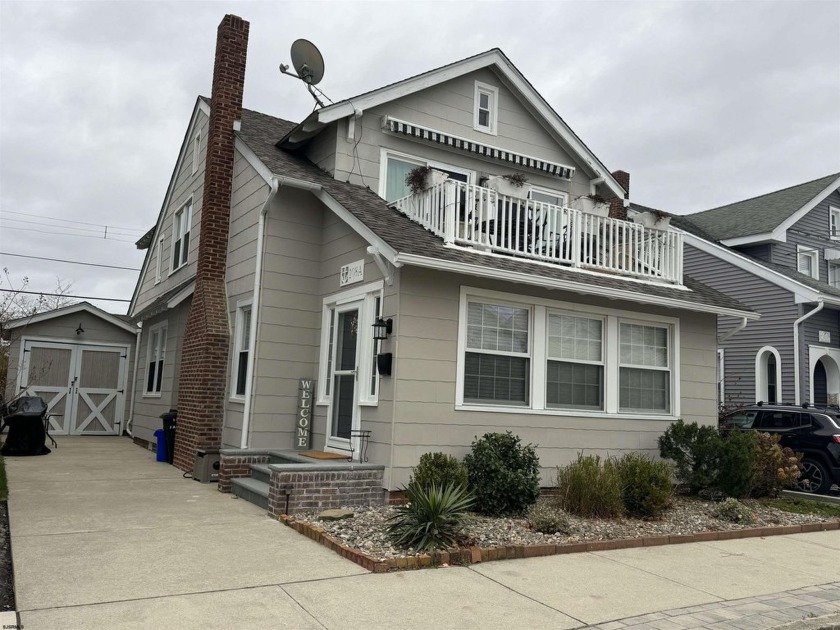 Opportunity knocks! Now available, bright spacious 2 bedroom, 1 - Beach Condo for sale in Margate, New Jersey on Beachhouse.com