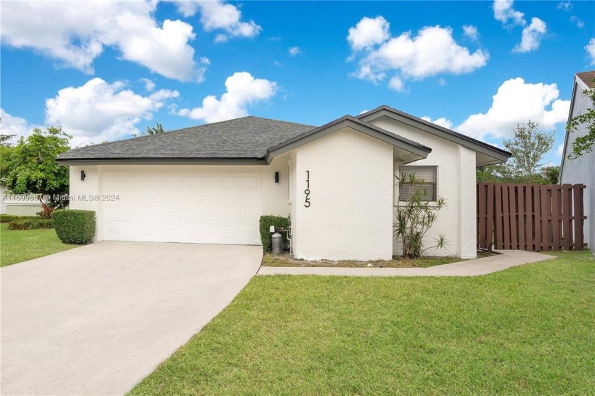 Stunning property with exceptional features. *NEW ROOF*. This - Beach Home for sale in Delray Beach, Florida on Beachhouse.com