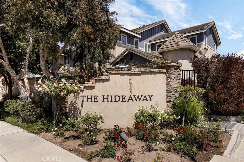 Beautifully upgraded 3-bedroom, 2.5-bath home offering 1,410 sq - Beach Condo for sale in Port Hueneme, California on Beachhouse.com