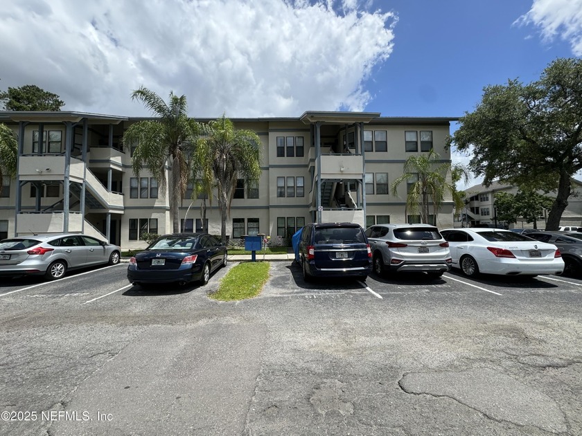 Investment opportunity! Three bedroom two bath condo in Cedar - Beach Condo for sale in Jacksonville, Florida on Beachhouse.com