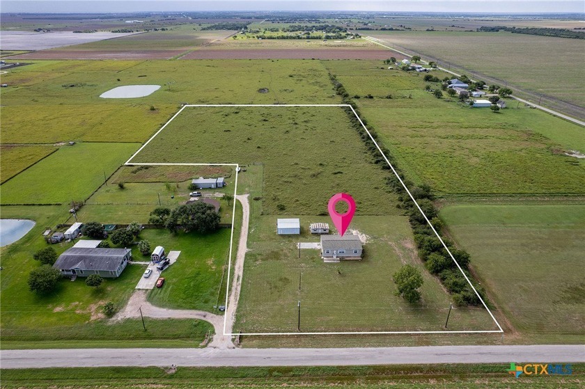 Motivated Sellers! Escape to peaceful country living with this - Beach Home for sale in Port Lavaca, Texas on Beachhouse.com