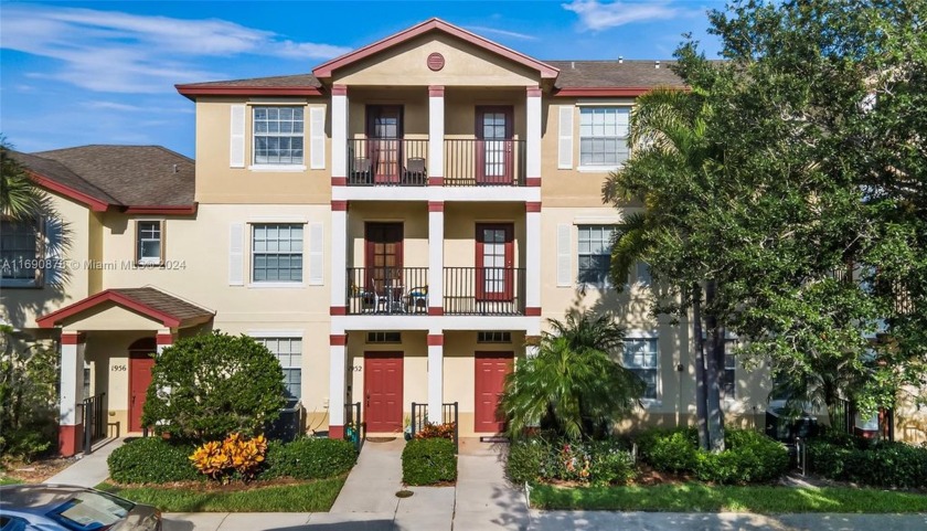 This townhouse features 3 en suite bedrooms for a total of three - Beach Townhome/Townhouse for sale in Port Saint Lucie, Florida on Beachhouse.com