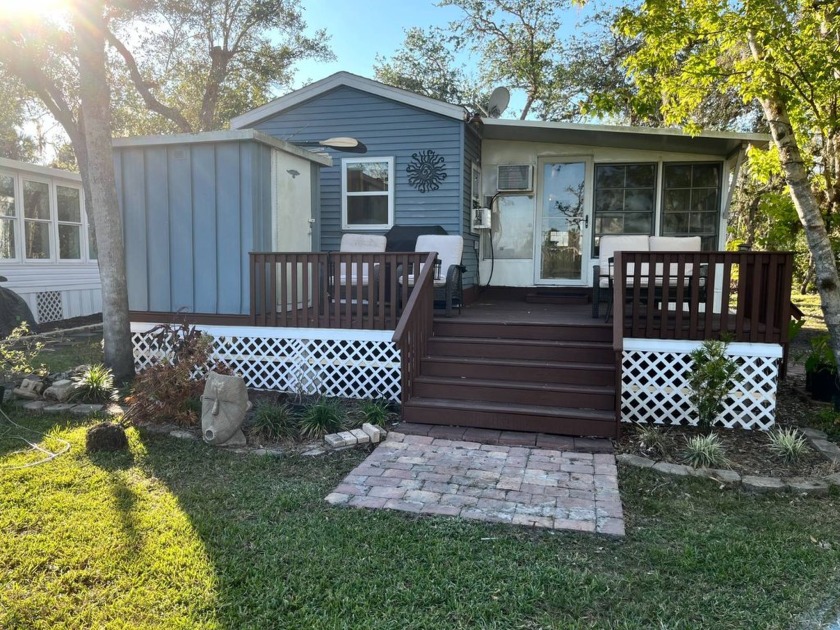 Location, Location, Location!   Discover a hidden gem nestled on - Beach Home for sale in Venice, Florida on Beachhouse.com