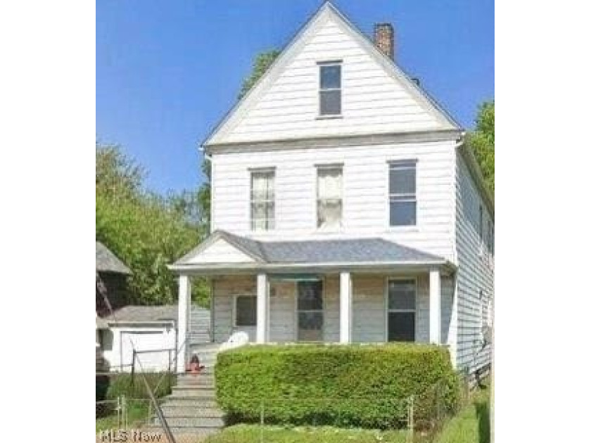 Attention investors and savvy buyers! Welcome to this - Beach Home for sale in Cleveland, Ohio on Beachhouse.com
