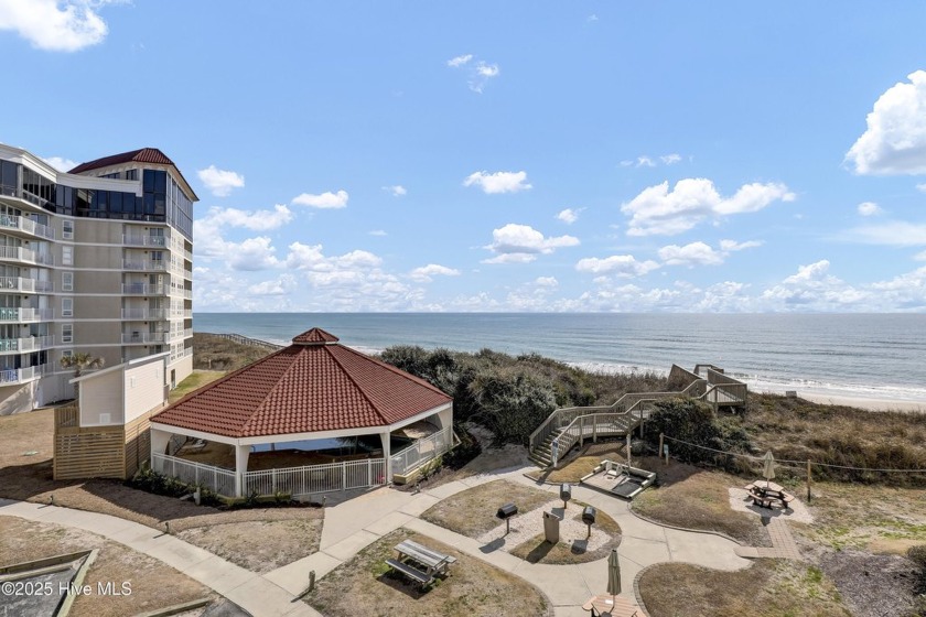 Dreams do come true with this incredible OCEANFRONT condo at the - Beach Condo for sale in North Topsail Beach, North Carolina on Beachhouse.com
