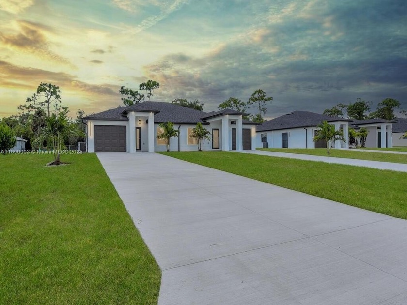 Beautiful, elegant and very well located Income Producing - Beach Townhome/Townhouse for sale in Lehigh Acres, Florida on Beachhouse.com