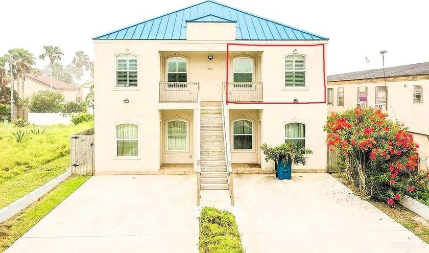 Modern-style second-floor condo located just steps from beach - Beach Condo for sale in South Padre Island, Texas on Beachhouse.com