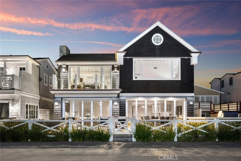 A classic Hampton's-inspired beach home set on a rare 45' wide - Beach Home for sale in Newport Beach, California on Beachhouse.com