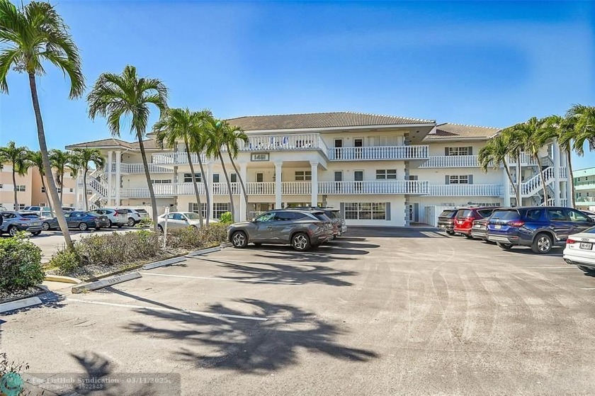 Great price for this Lauderdale By The Sea 2br 2ba Condo with - Beach Condo for sale in Lauderdale By The Sea, Florida on Beachhouse.com
