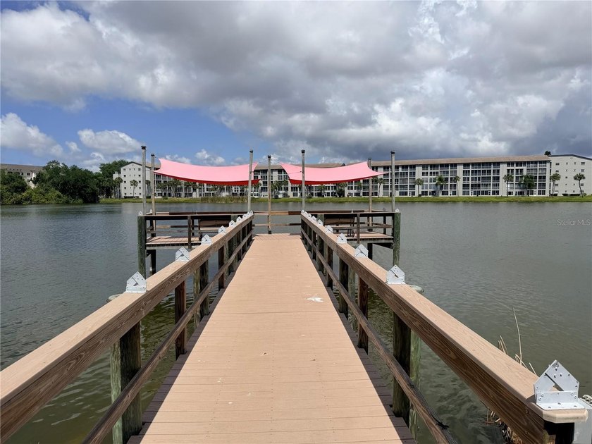 AWESOME LAKE VIEWS FROM THIS 2/2 CONDO on the 4th floor! - Beach Condo for sale in Bradenton, Florida on Beachhouse.com