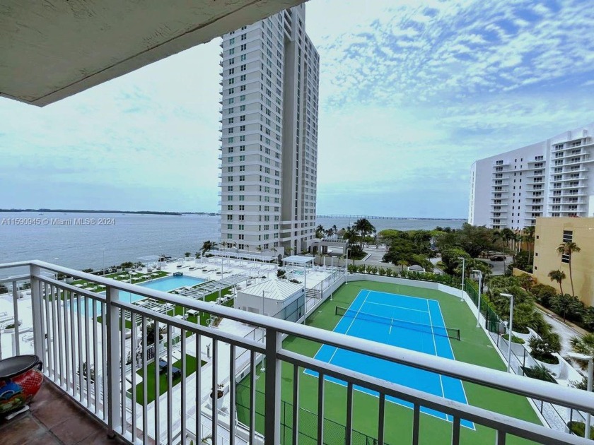 Charming apartment with beautiful water views and lots of - Beach Condo for sale in Miami, Florida on Beachhouse.com