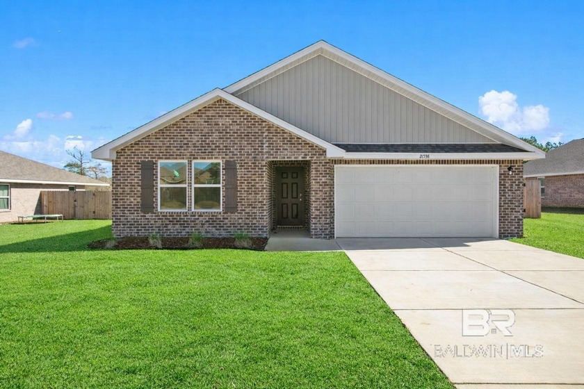 One of the lowest-priced 4-bedroom homes in Fairhope!!! Built - Beach Home for sale in Fairhope, Alabama on Beachhouse.com