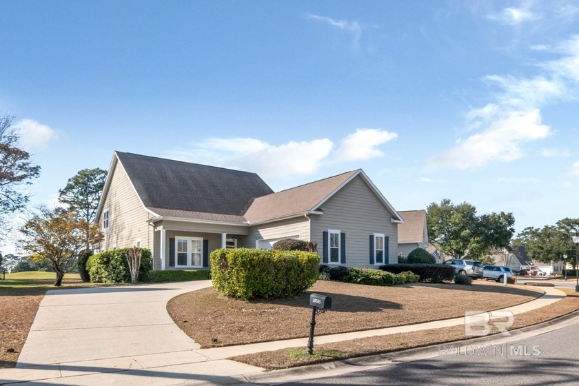 Charming cottage - style home located on #9 green on the Pine - Beach Home for sale in Daphne, Alabama on Beachhouse.com
