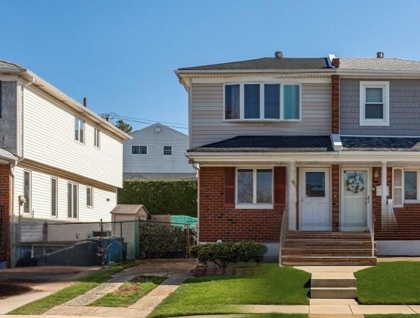 Welcome to this beautiful semi-attached single-family home in - Beach Home for sale in Staten  Island, New York on Beachhouse.com