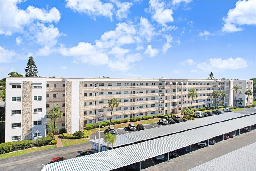 Step inside to discover a light and bright open layout featuring - Beach Condo for sale in St. Petersburg, Florida on Beachhouse.com
