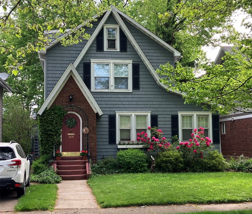 This exquisite and classic home has been extremely well cared - Beach Home for sale in Erie, Pennsylvania on Beachhouse.com