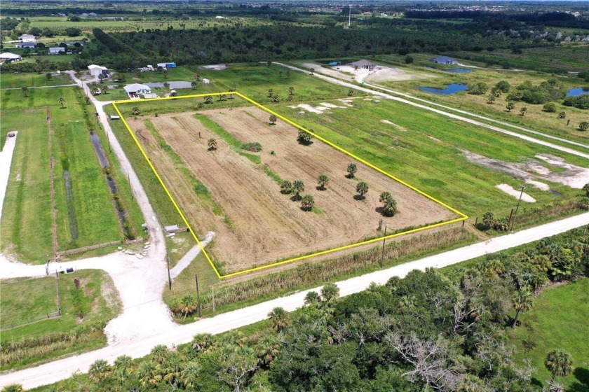 South Vero Beach | 5+/- Acre Estate Lot | No HOA. Create your - Beach Acreage for sale in Vero Beach, Florida on Beachhouse.com