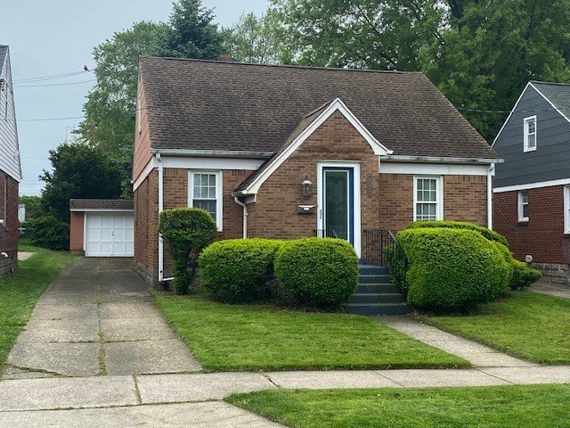 Hurry on this cute brick home in SE Erie! You'll love the brick - Beach Home for sale in Erie, Pennsylvania on Beachhouse.com