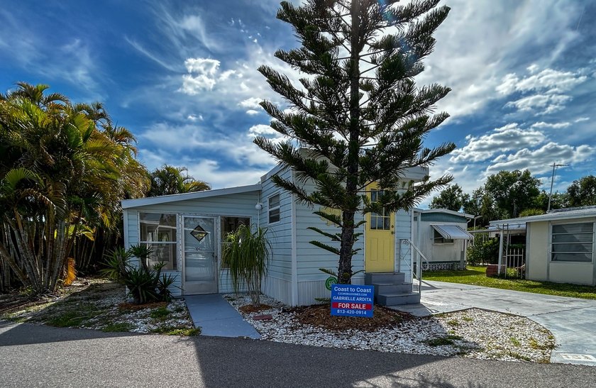 This freshly renovated 1/1 sits in the high demand 'Palm - Beach Home for sale in Sarasota, Florida on Beachhouse.com