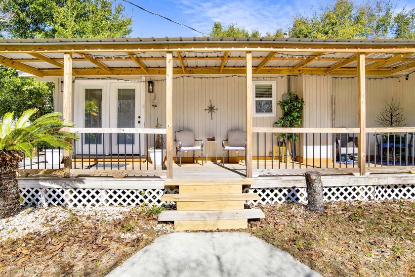 Charming 2-bedroom, 2.5-bath cottage located on a quiet dead-end - Beach Home for sale in Orange Beach, Alabama on Beachhouse.com