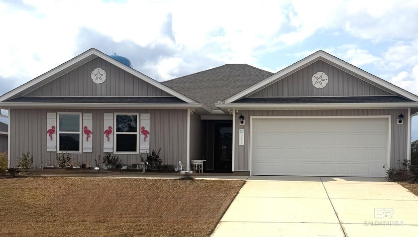 Gorgeous Coastal retreat that is MOVE-IN READY! Immaculate Model - Beach Home for sale in Lillian, Alabama on Beachhouse.com