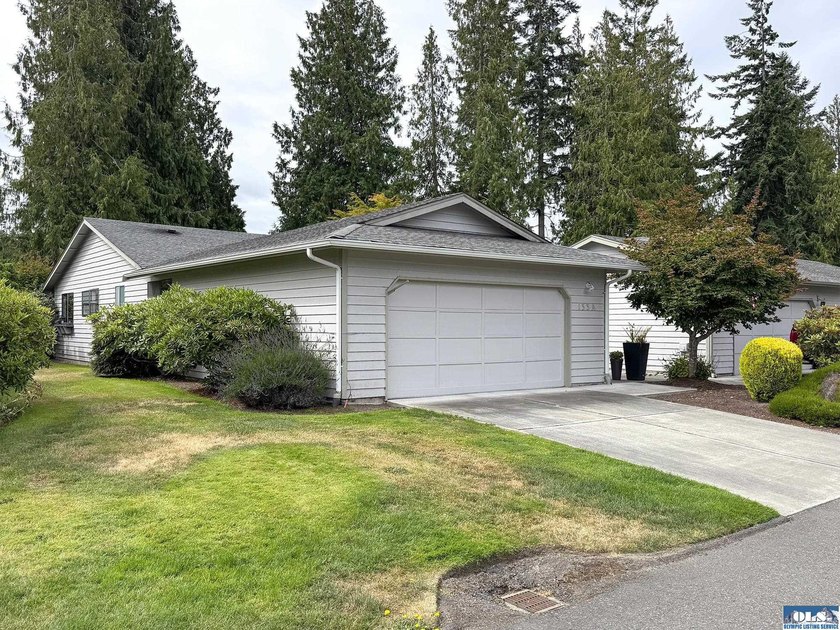 Sunlit Sunland single level 2bd/2ba condo, each bedroom with its - Beach Condo for sale in Sequim, Washington on Beachhouse.com