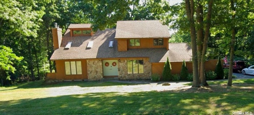 Beautiful, large home with midcentury modern design and vaulted - Beach Home for sale in Rocky Point, New York on Beachhouse.com