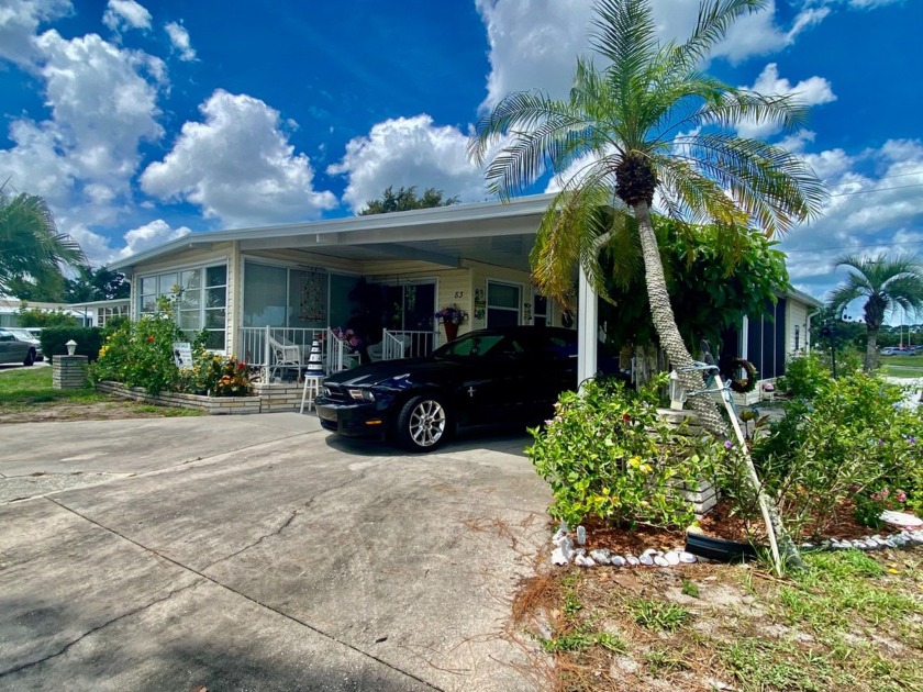 Welcome to 55+ community of Spanish Lakes in Nokomis Florida - Beach Home for sale in Nokomis, Florida on Beachhouse.com
