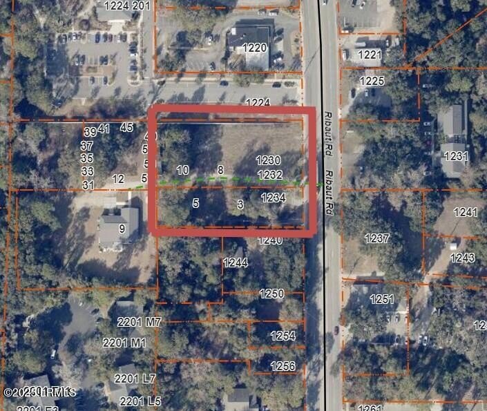 PRIME COMMERCIAL/MIXED USE PROPERTY consisting of approximately - Beach Lot for sale in Beaufort, South Carolina on Beachhouse.com