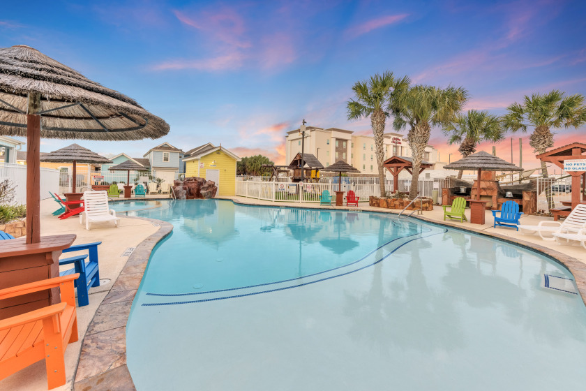 A spacious townhome unit that will sleep 10, Pet - Beach Vacation Rentals in Port Aransas, Texas on Beachhouse.com