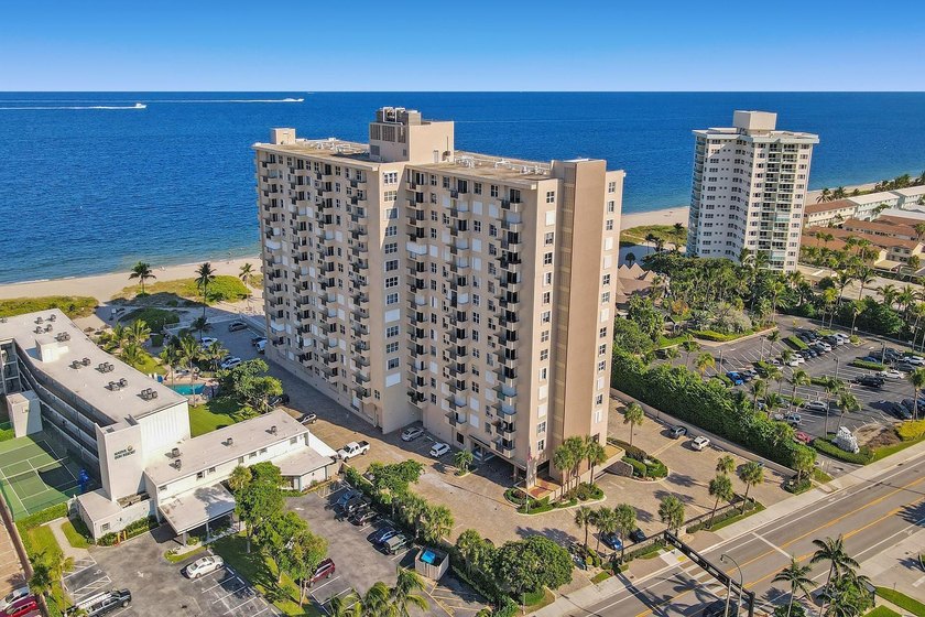 This spacious, newly renovated, 2 bed/2bath apt, located in - Beach Condo for sale in Lauderdale BY The Sea, Florida on Beachhouse.com