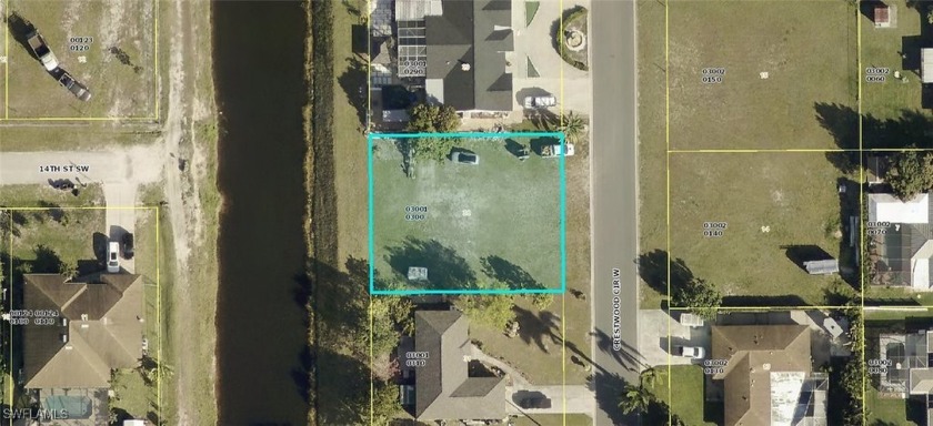 Rare Find!  Parkwood 3 Lehigh Vacant Lot! This 1/4 acre lot is - Beach Lot for sale in Lehigh Acres, Florida on Beachhouse.com