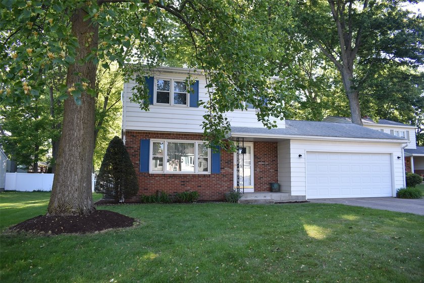 ***OPEN HOUSE - THURSDAY - June 4th...4:00 PM - 6:00 PM*** Home - Beach Home for sale in Erie, Pennsylvania on Beachhouse.com