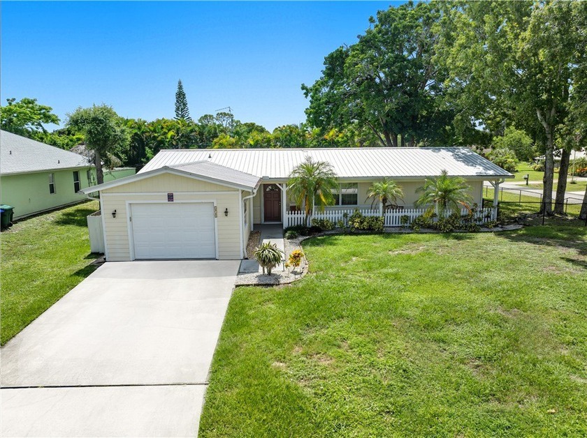 Charming Key West style 3 bedroom, 2 bath, 1 car garage home on - Beach Home for sale in Sebastian, Florida on Beachhouse.com