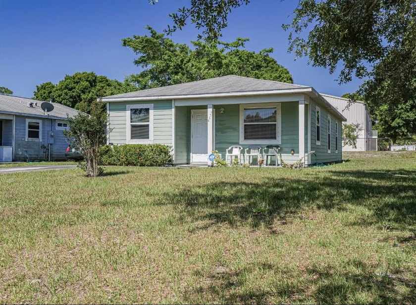 Welcome home to this beautifully maintained 3- bedroom 1- bath - Beach Home for sale in Vero Beach, Florida on Beachhouse.com