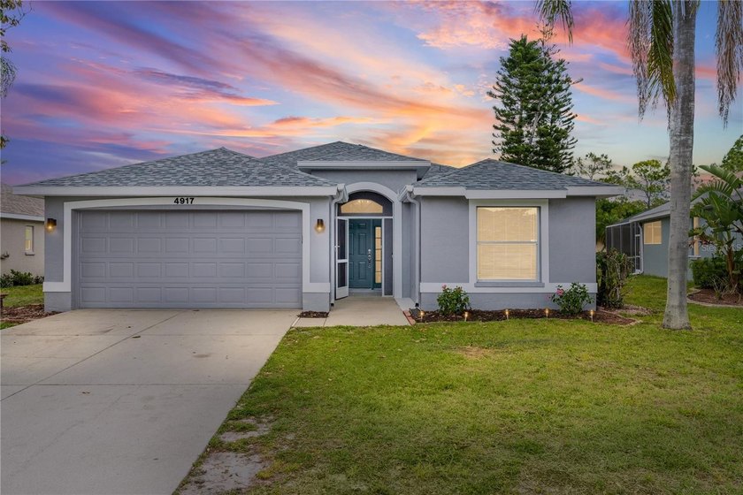 Located in the popular Creekwood subdivision, this home offers a - Beach Home for sale in Bradenton, Florida on Beachhouse.com